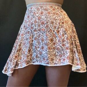Spell & the Gypsy mini floral skirt, never been worn. A little too tiny for me!
